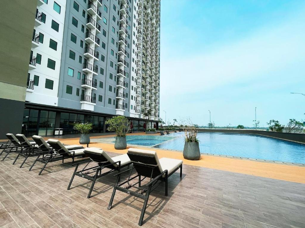 Osaka Riverview Apartamento Tangerang Exterior foto